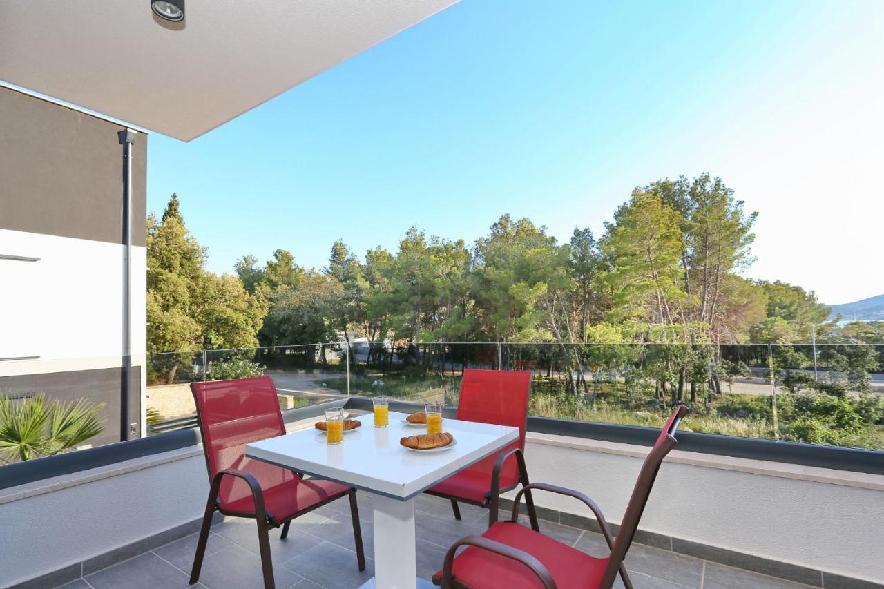 Villa Ankora 1 With Heated Pool 비오그라드나모루 외부 사진