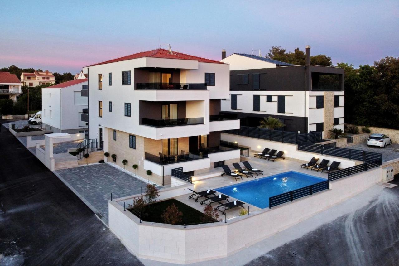 Villa Ankora 1 With Heated Pool 비오그라드나모루 외부 사진